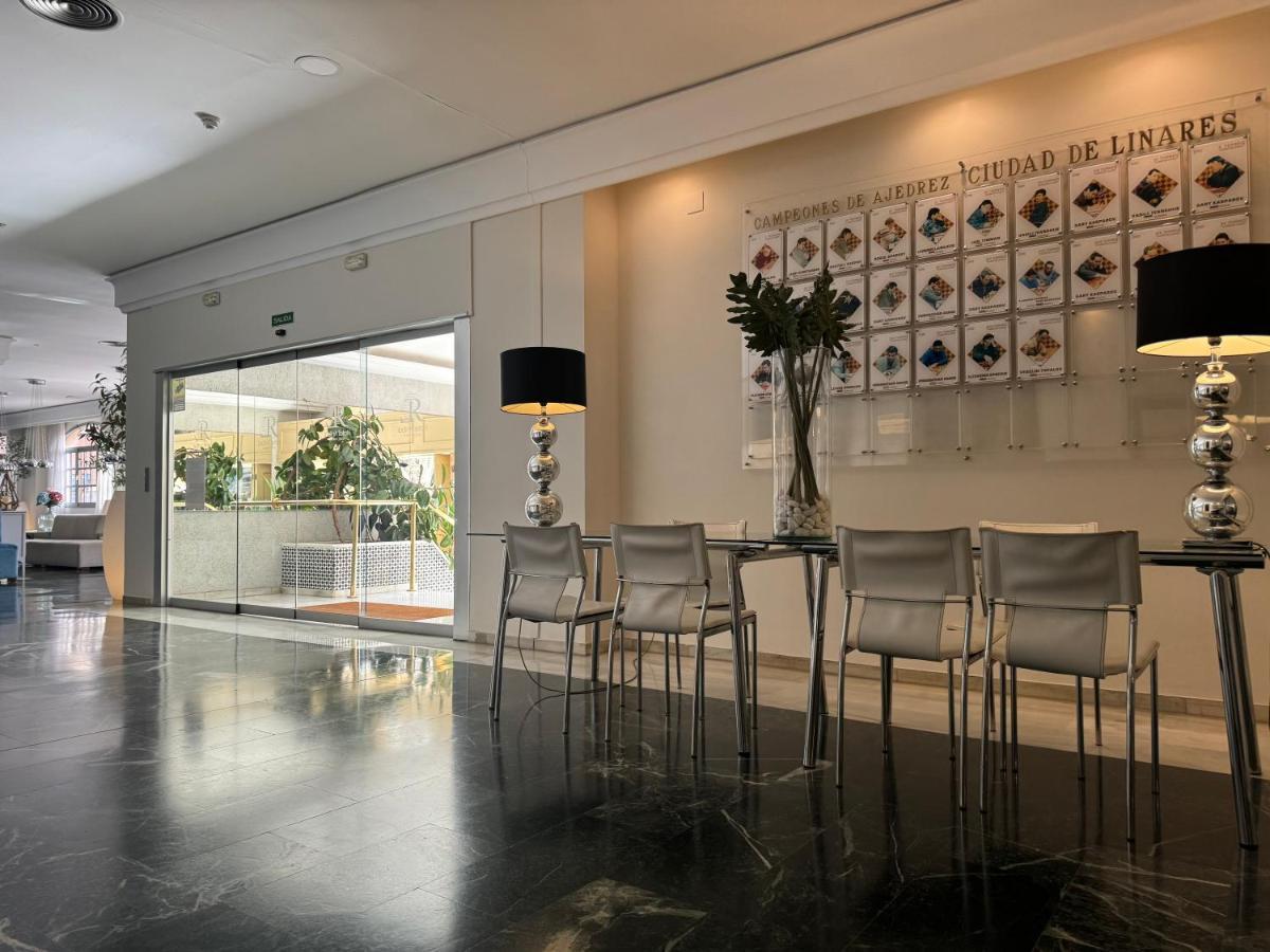לינארס Hotel Rl Anibal מראה חיצוני תמונה