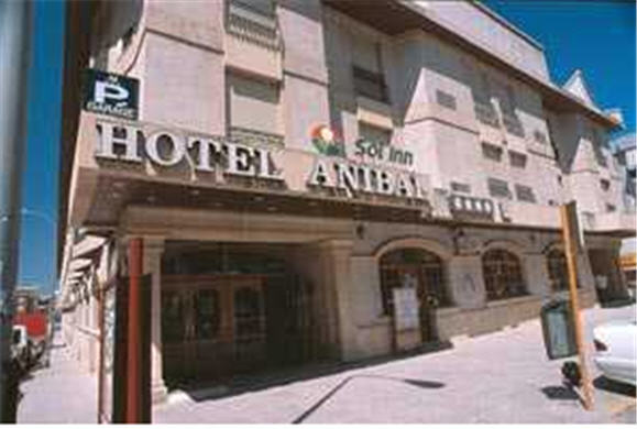 לינארס Hotel Rl Anibal מראה חיצוני תמונה